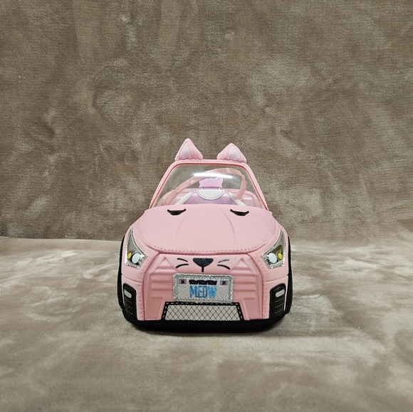 Na Na Na Surprise Soft Plush Convertible Kitty Car & Na Na Na Britney Sparkles - Picture 4 of 12